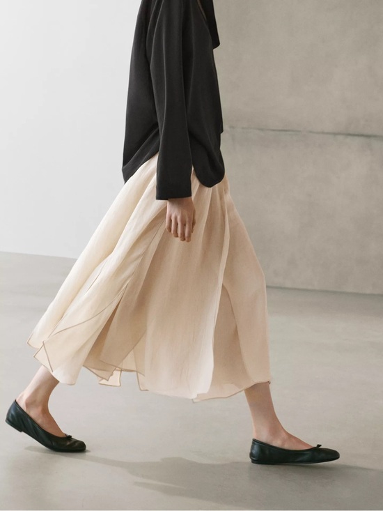 Massimo Dutti Dresses & Skirts - Massimo Dutti Light Beige A-Line Midi Skirt